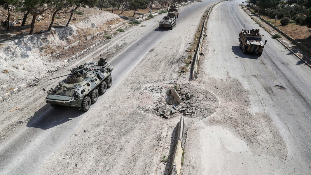 [ẢNH] Thổ Nhĩ Kỳ bị cáo buộc đứng sau vụ đánh bom xe sát hại Thiếu tướng Nga tại Syria