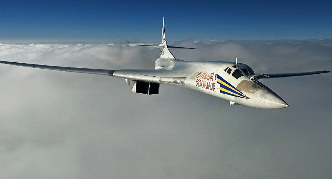 [ẢNH] Mỹ chế giễu kỷ lục mới của Tu-160... chưa bằng một nửa B-52