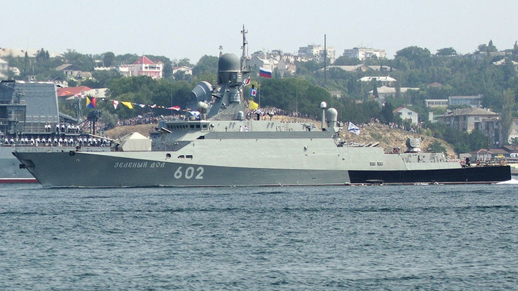 [ẢNH] Ngành đóng tàu quân sự Nga tiếp tục 