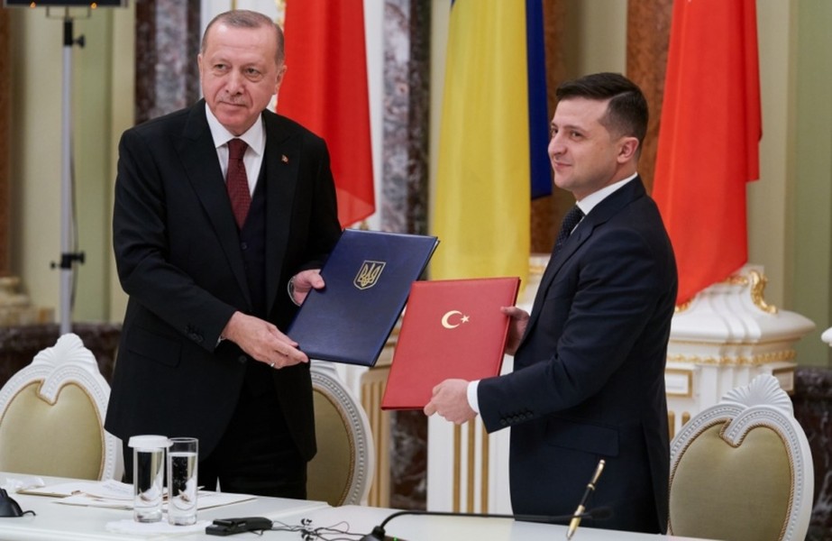 [ẢNH] Tổng thống Erdogan gây sốc khi đòi hỏi chủ quyền với bán đảo Crimea