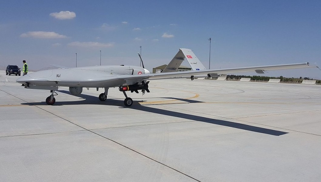 [ẢNH] Tác chiến điện tử Nga bắt đầu khiến Azerbaijan mất hàng loạt UAV tối tân?