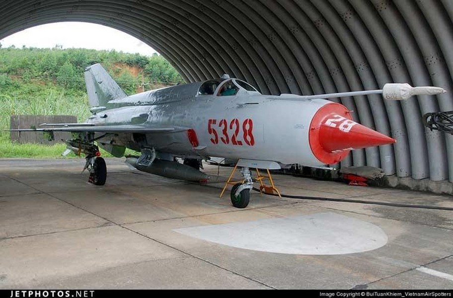 [ẢNH] Báo Nga: Việt Nam có thể biến MiG-21 thành máy bay không người lái