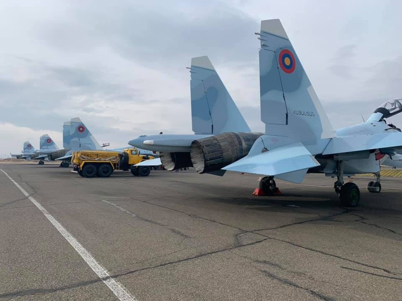 [ẢNH] Armenia bất ngờ gọi tiêm kích Su-30SM mua từ Nga là 