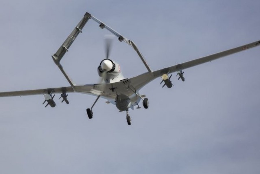 [ẢNH] Ai sẽ chiến thắng trong tương lai: xe tăng hay UAV?