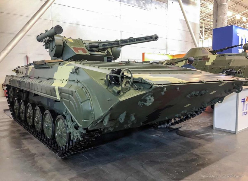 [ẢNH] Ukraine hoán cải pháo tự hành 2S1 Gvozdika thành xe chiến đấu bộ binh