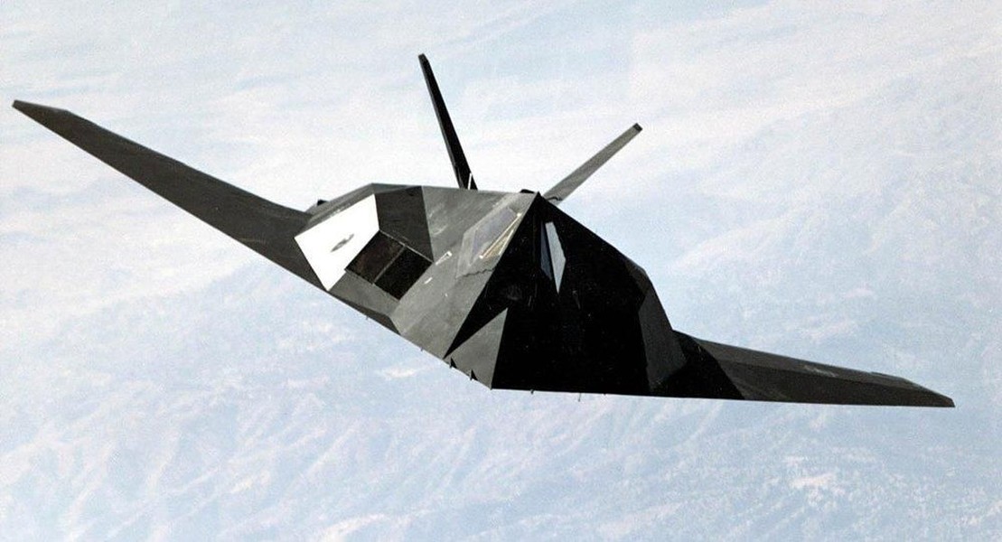 [ẢNH] Cựu phi công Mỹ tiết lộ bí mật vụ chiếc F-117A thứ hai bị tên lửa Serbia bắn trúng