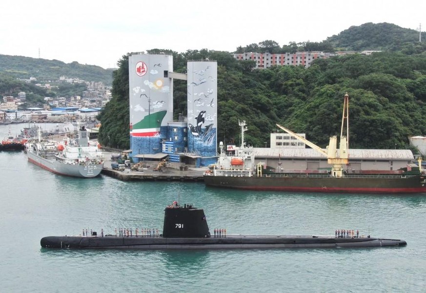 [ẢNH] Hạm đội tàu ngầm đóng mới tăng cường sức mạnh phòng vệ cho đảo Đài Loan 