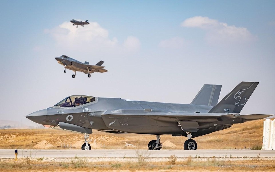 [ẢNH] F-35I Israel tiếp tục qua mặt S-300 tấn công Syria nhằm gửi thông điệp rắn tới Iran