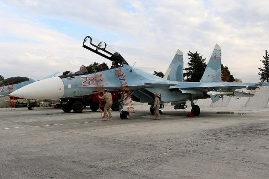[ẢNH] Iran ‘dội gáo nước lạnh’ vào tiêm kích Su-35 và tên lửa S-400 của Nga