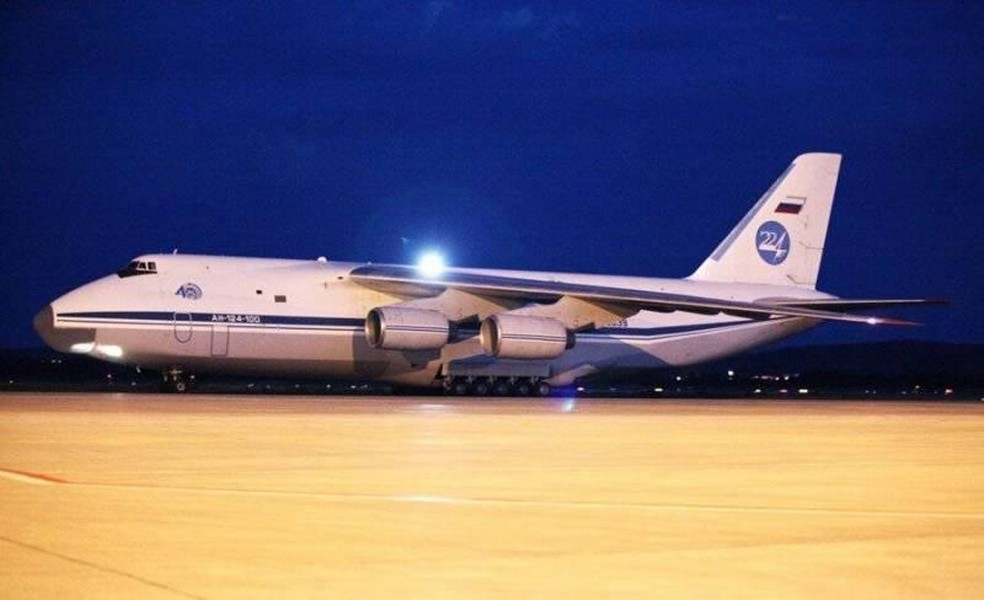 [ẢNH] Vận tải cơ hạng nặng Nga bất ngờ chở hàng hóa bí ẩn tới Syria
