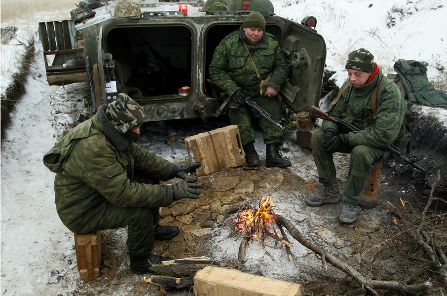 [ẢNH] Chuyên gia Nga nêu hai kịch bản cho việc Ukraine chiếm Donbass