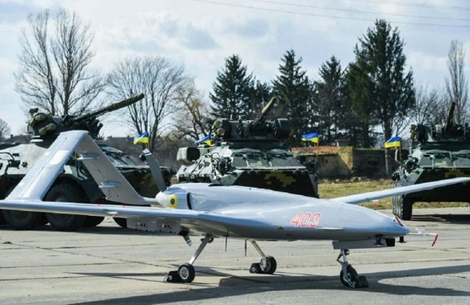[ẢNH] Tổ hợp phòng không chủ lực của quân ly khai bất lực trước UAV Bayraktar TB2 Ukraine