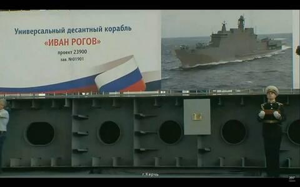[ẢNH] Kích thước siêu lớn của tàu đổ bộ tấn công Nga tiết lộ điều gì?