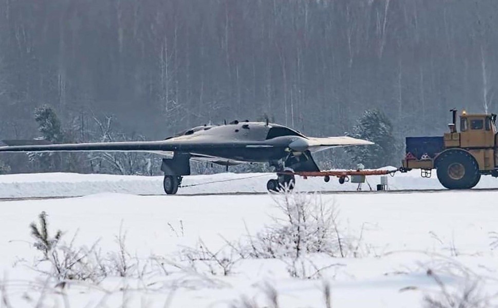 [ẢNH] UAV tàng hình Okhotnik tiếp theo của Nga sẽ có 