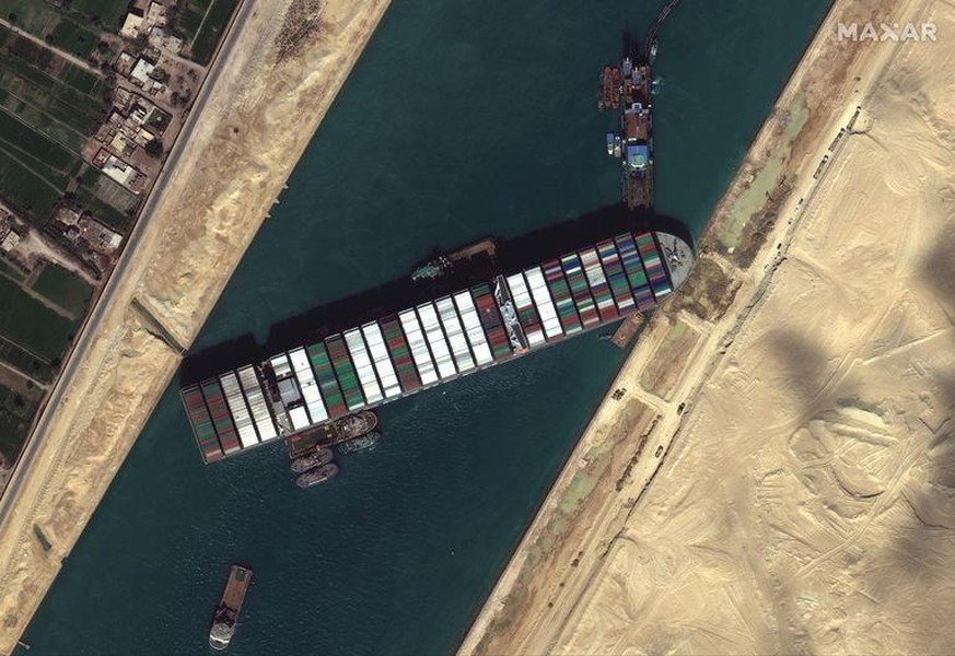 [ẢNH] Nga kỳ vọng nhưng Tuyến đường biển phía Bắc vẫn ‘dưới cơ’ Kênh đào Suez 
