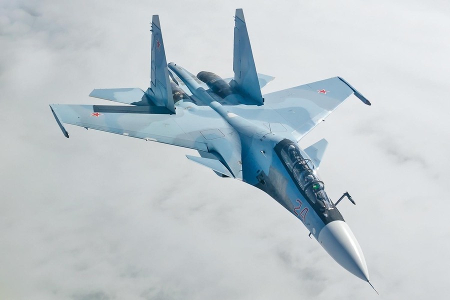 [ẢNH] Nga sắp nhận bản nâng cấp mạnh mẽ nhất của tiêm kích Su-30SM