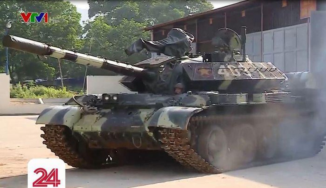 [ẢNH] Báo Nga so sánh xe tăng T-54M Việt Nam với... Merkava của Israel