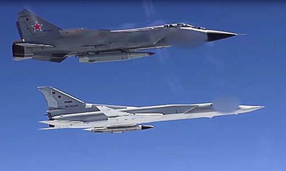 [ẢNH] Chuyên gia Nga: Mỹ và NATO không thể chống lại Tu-22M3 tại căn cứ Hmeimim