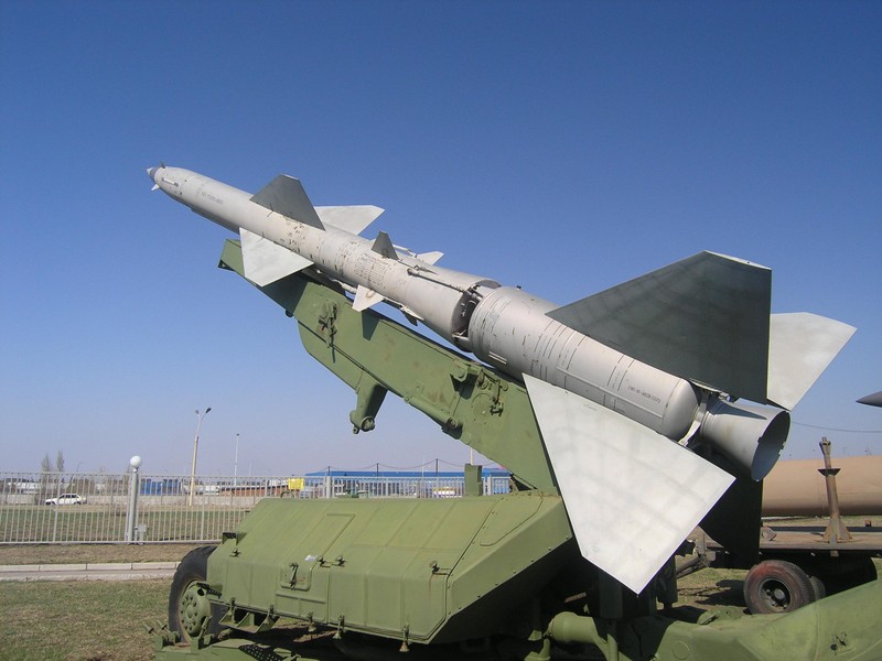 [ẢNH] Tên lửa phòng không 60 tuổi của Liên Xô lập 