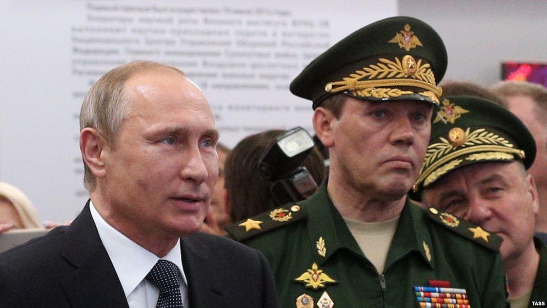 [ẢNH] Chuyên gia lý giải sự hiện diện của Tướng Gerasimov trong cuộc hội đàm Putin - Biden