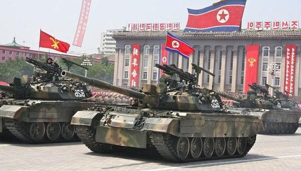[ẢNH] Xe tăng tối tân nhất Triều Tiên 