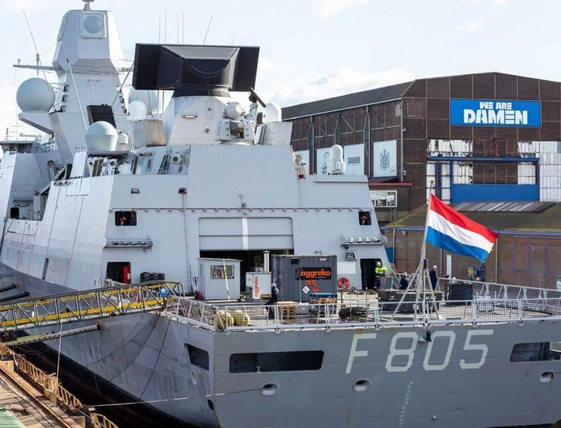 [ẢNH] Kho tên lửa trên chiến hạm Hà Lan đủ 
