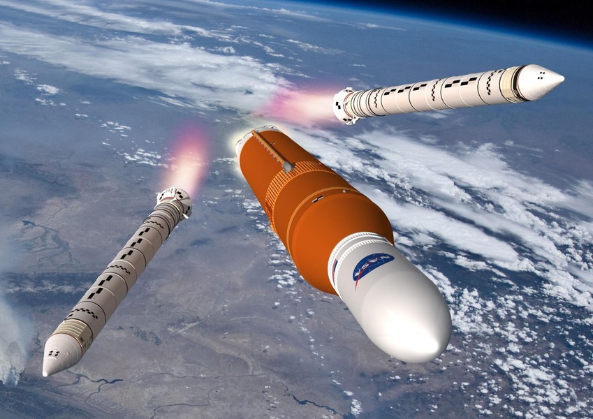 [ẢNH] Tên lửa đẩy siêu nặng chinh phục mặt trăng của Mỹ chính thức ra mắt