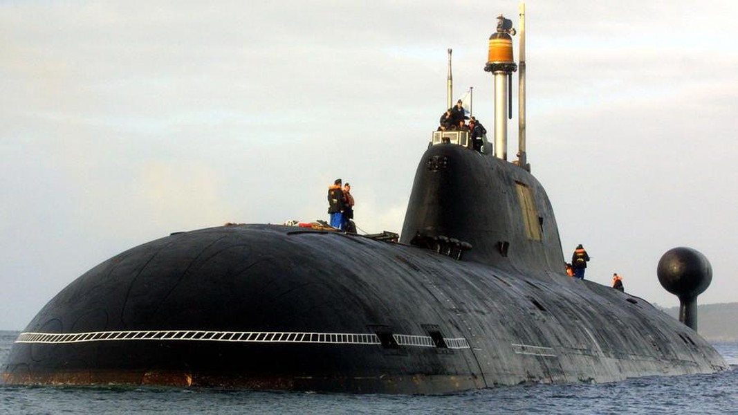 [ẢNH] Tàu ngầm Nga có thể tiêu diệt hàng không mẫu hạm Mỹ trong 4 bước?