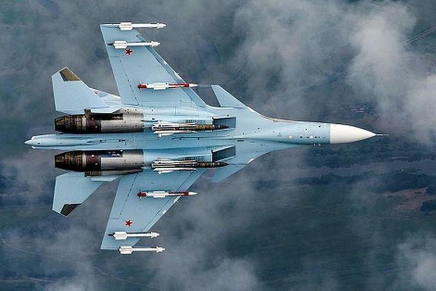 [ẢNH] Phi công danh dự Nga: Đối thủ nên lo sợ dần về Su-30SM2 Super Sukhoi