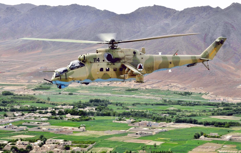 [ẢNH] Taliban ‘bắt sống’ trực thăng tấn công tối tân Mi-35 của quân đội Afghanistan