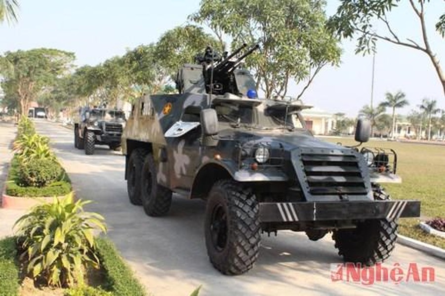 [ẢNH] Báo Nga ngạc nhiên khi Việt Nam hoán cải xe thiết giáp cho nhiệm vụ gìn giữ hòa bình