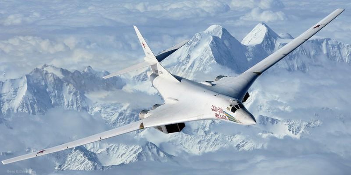 [ẢNH] Nga khó lòng bán máy bay ném bom Tu-160M sang Trung Quốc