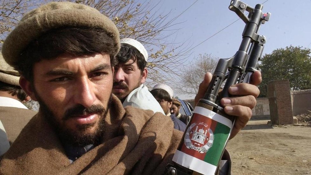 [ẢNH] Tướng Afghanistan giải thích lý do quân đội tan rã nhanh chóng trước Taliban