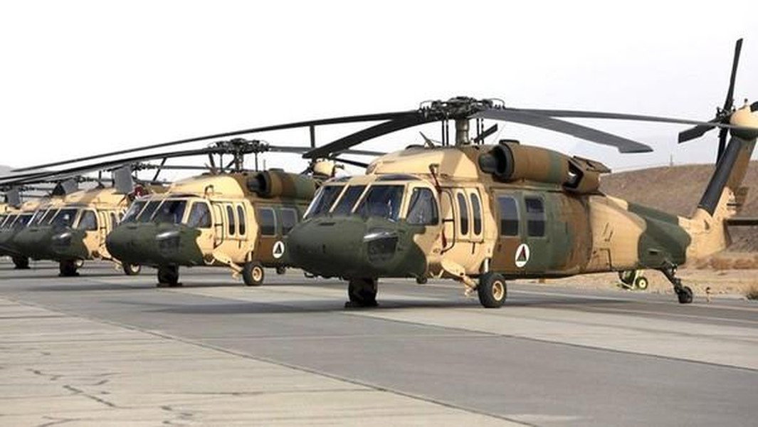 [ẢNH] Trực thăng tối tân của Taliban bị quân kháng chiến bắn rơi ở Panjshir