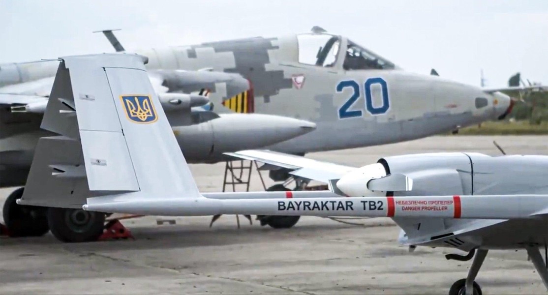 [ẢNH] Ly khai miền Đông gặp nguy khi Ukraine tăng gấp 3 quy mô phi đội Bayraktar TB2