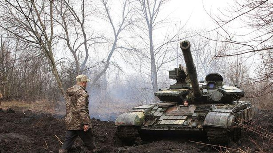 [ẢNH] Toan tính bí ẩn của Ukraine khi kéo quân tới sát biên giới Nga trong đêm
