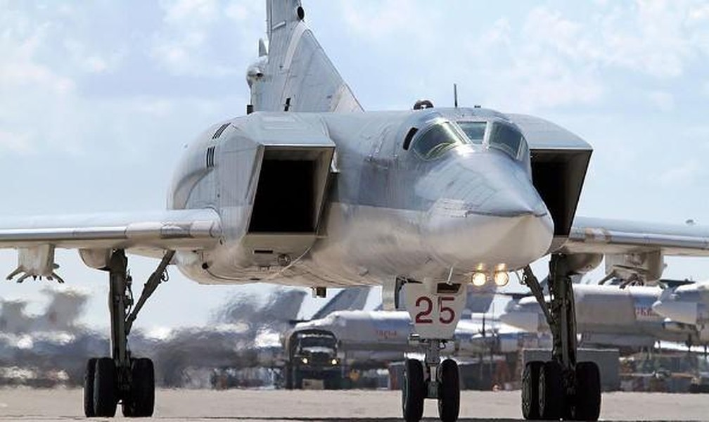 [ẢNH] Nga điều oanh tạc cơ Tu-22M3 tới Syria, sẵn sàng tổng tấn công Idlib?