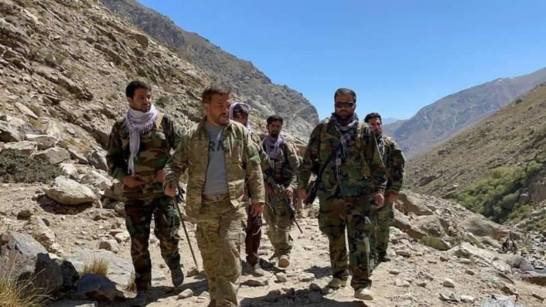 [ẢNH] Taliban toan tính gì khi điều lực lượng đặc biệt tinh nhuệ tới sát biên giới Tajikistan?