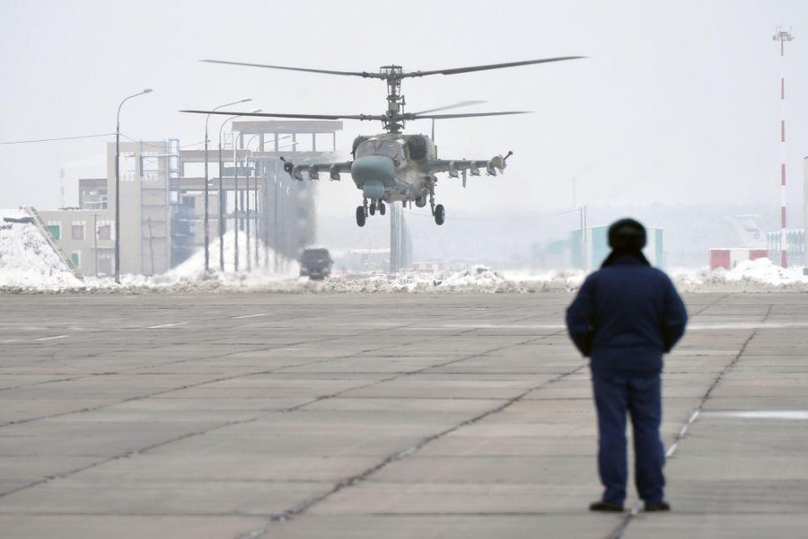 [ẢNH] Báo Mỹ: ‘Lợi bất cập hại’ khi Nga bán trực thăng Ka-52K cho Trung Quốc