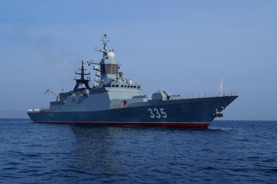 [ẢNH] Khó tin: Chiến hạm Nga bắn rơi tên lửa hành trình bằng... pháo 100 mm