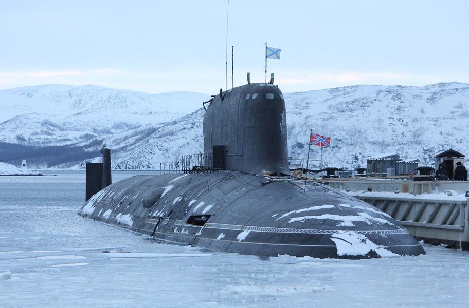 [ẢNH] Hai tàu ngầm Yasen Nga đủ sức đánh chìm 4 nhóm tác chiến tàu sân bay Mỹ?