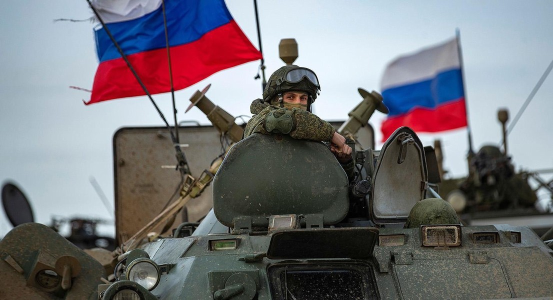 [ẢNH] Mỹ giao vũ khí chính xác cao cho Ukraine để tấn công Donbass