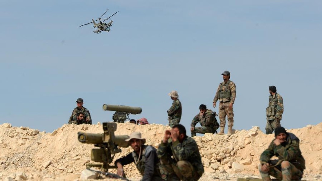 Trực thăng Ka-52 Nga xuất kích khiến lính Thổ Nhĩ Kỳ không thể tràn sang Syria