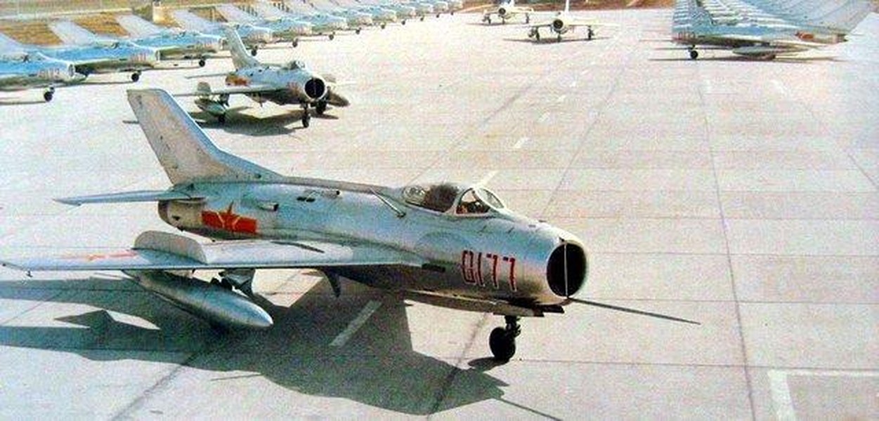 Mục đích bí ẩn của Trung Quốc khi hoán cải 4.000 tiêm kích J-6 thành UAV