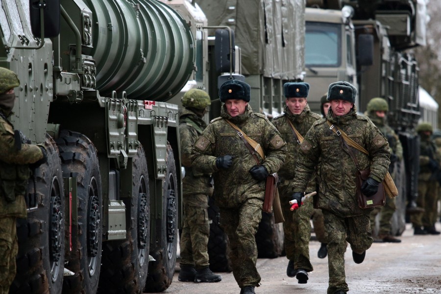 90 nghìn binh sĩ Nga áp sát Donbass sẵn sàng tham chiến?