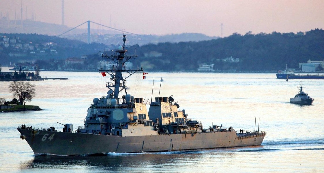 Hải quân Nga vất vả đối phó những 'con quái vật' của Mỹ ở Biển Đen