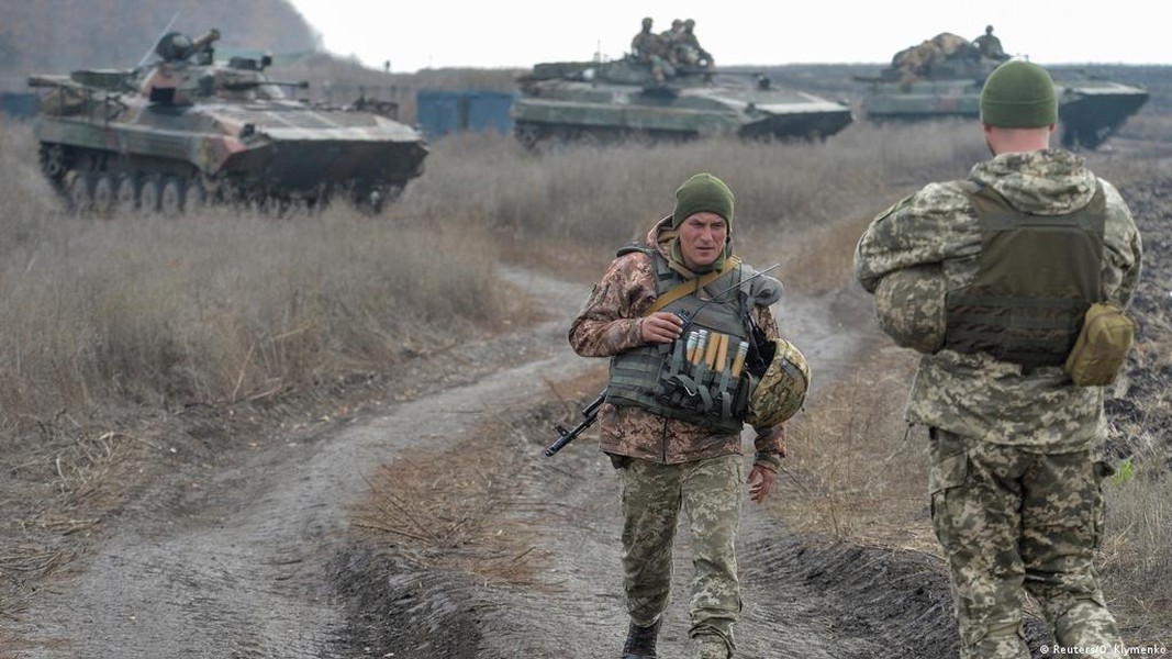 Cái bẫy của ly khai miền Đông sắp sập xuống đầu hàng ngàn binh sĩ Ukraine