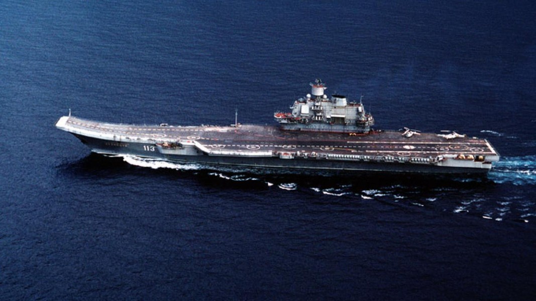 Ukraine mắc bẫy Mỹ và tự tháo dỡ siêu tàu sân bay Ulyanovsk như thế nào?