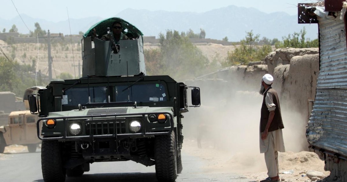 Taliban tuyên bố chấm dứt giao tranh sau khi hứng chịu hỏa lực dữ dội từ pháo binh Iran