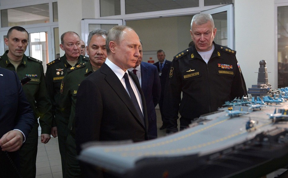 Hải quân Nga xem xét nghiêm túc việc đóng siêu tàu sân bay mới